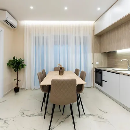 Modern 2br At New Bazaar - Tiran