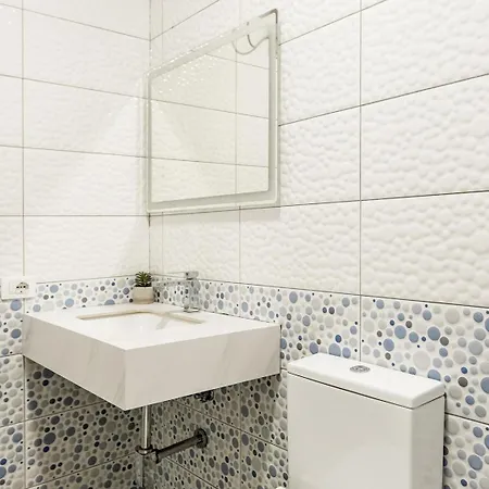 Appartement Modern 2br At New Bazaar - *