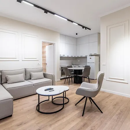 Modern 2br At New Bazaar -