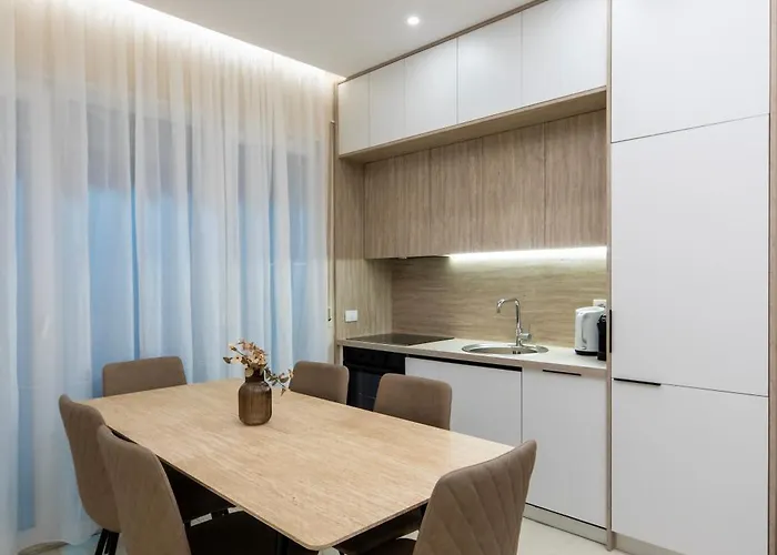 شقة Modern 2br At New Bazaar - تيرانا