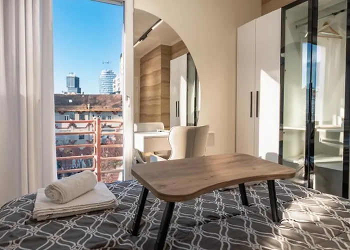 Modern 2br At New Bazaar - شقة *