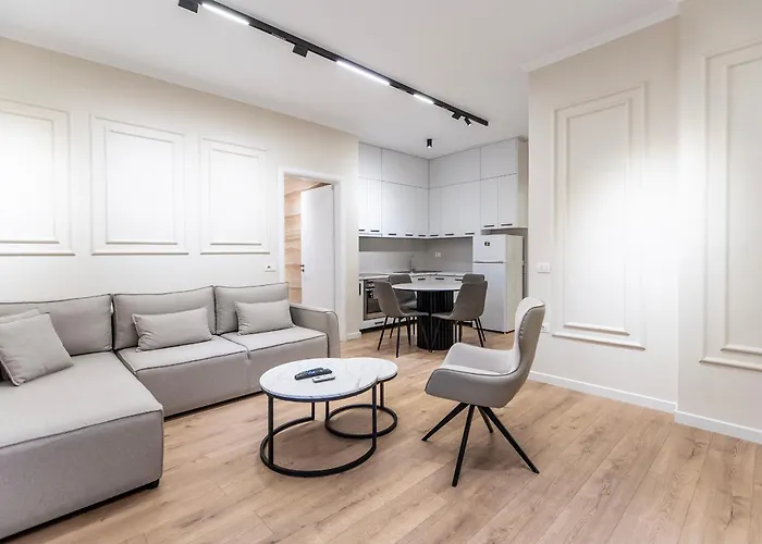 Modern 2br At New Bazaar -