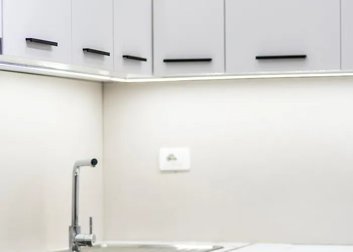 Modern 2br At New Bazaar - شقة