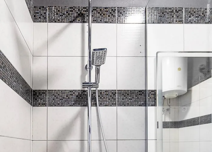 Modern 2br At New Bazaar - شقة *