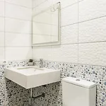 Appartamento Modern 2br At New Bazaar - *