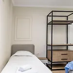 Modern 2br At New Bazaar -