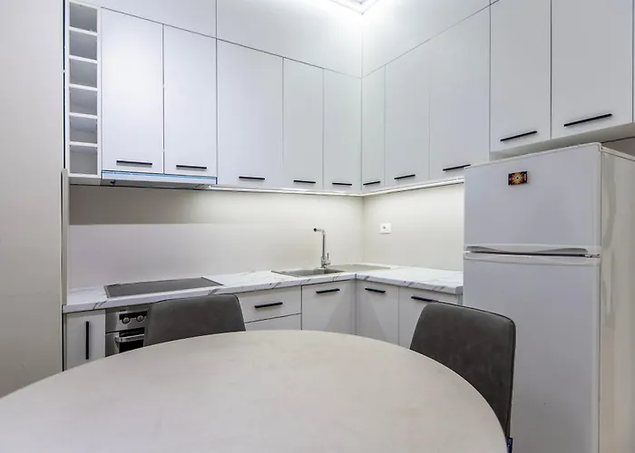 Modern 2br At New Bazaar - Апартаменты Тирана