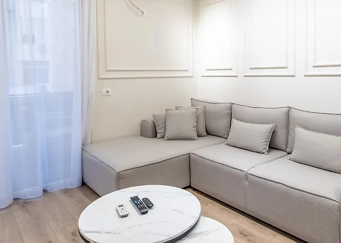 Modern 2br At New Bazaar - *